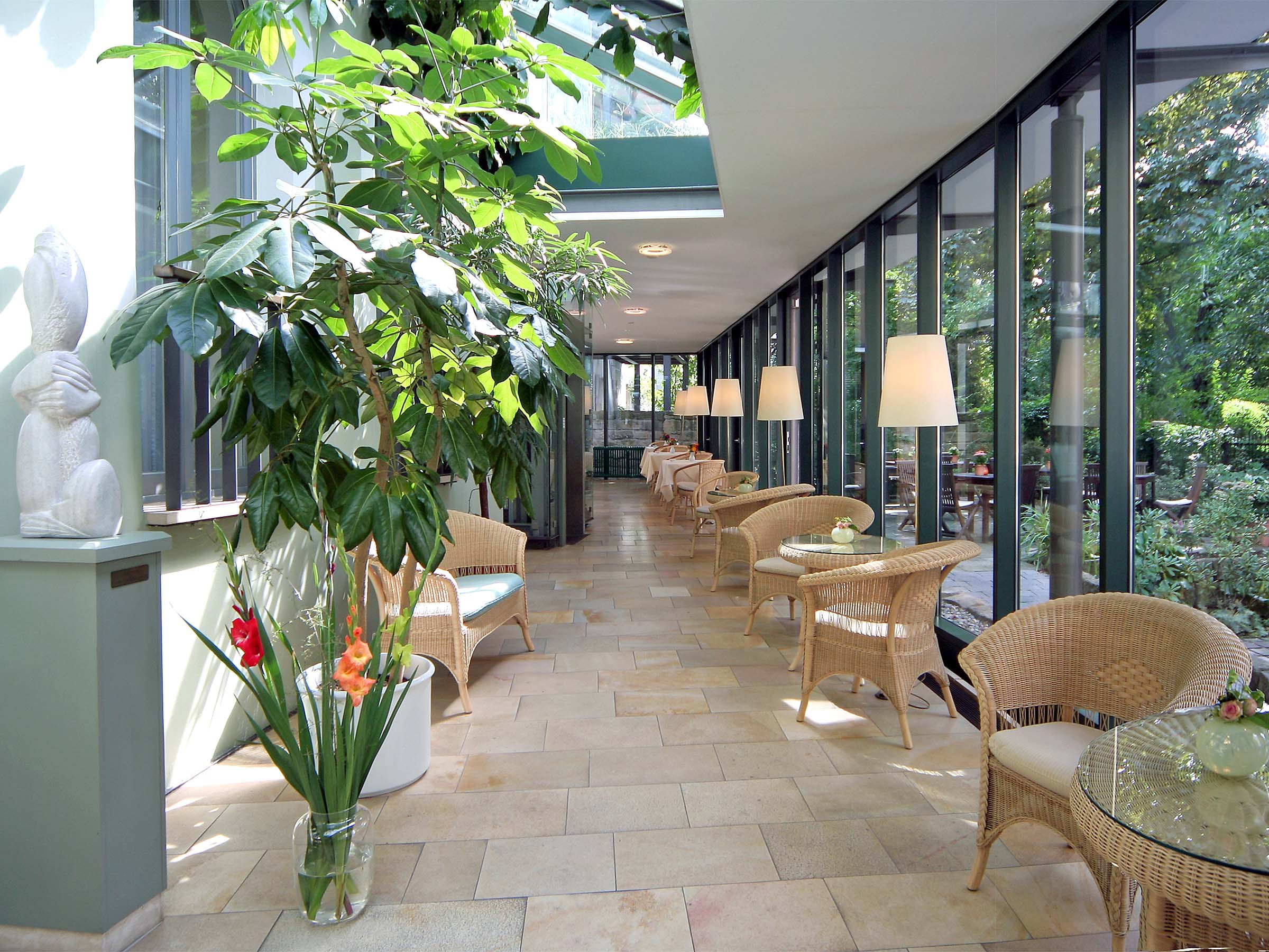 TOP VCH Hotel Martha Dresden - Featured